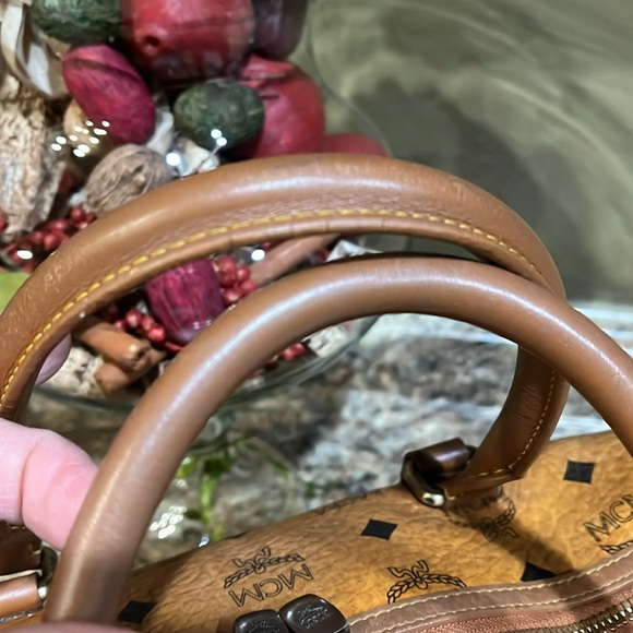 MCM Boston leather handbag - Picture 8 of 10